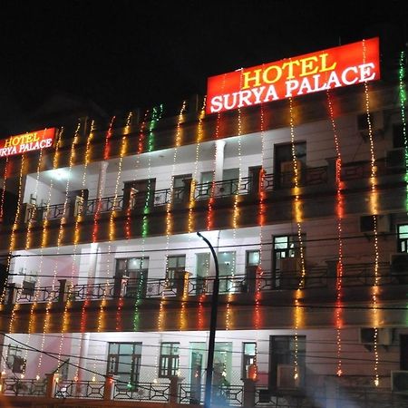 Hotel Surya Palace Чандігарх Екстер'єр фото